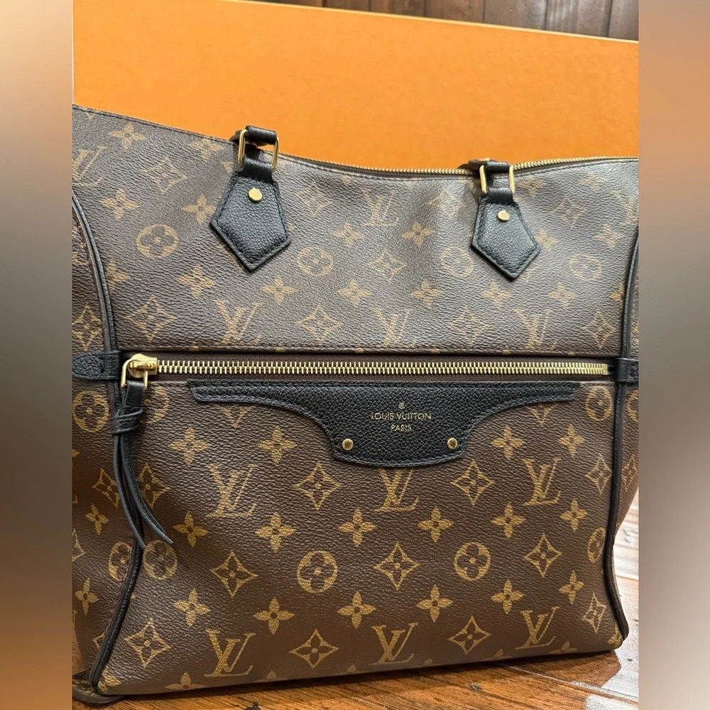 Authentic Louis Vuitton Tournelle MM MNG Nior - Picture 7 of 15
